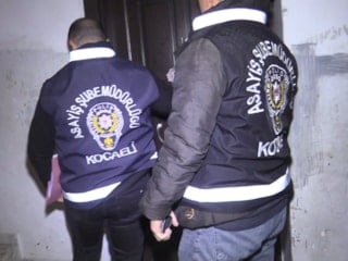Kocaeli merkezli dolandırıcılık operasyonunda 8 şüpheli tutuklandı