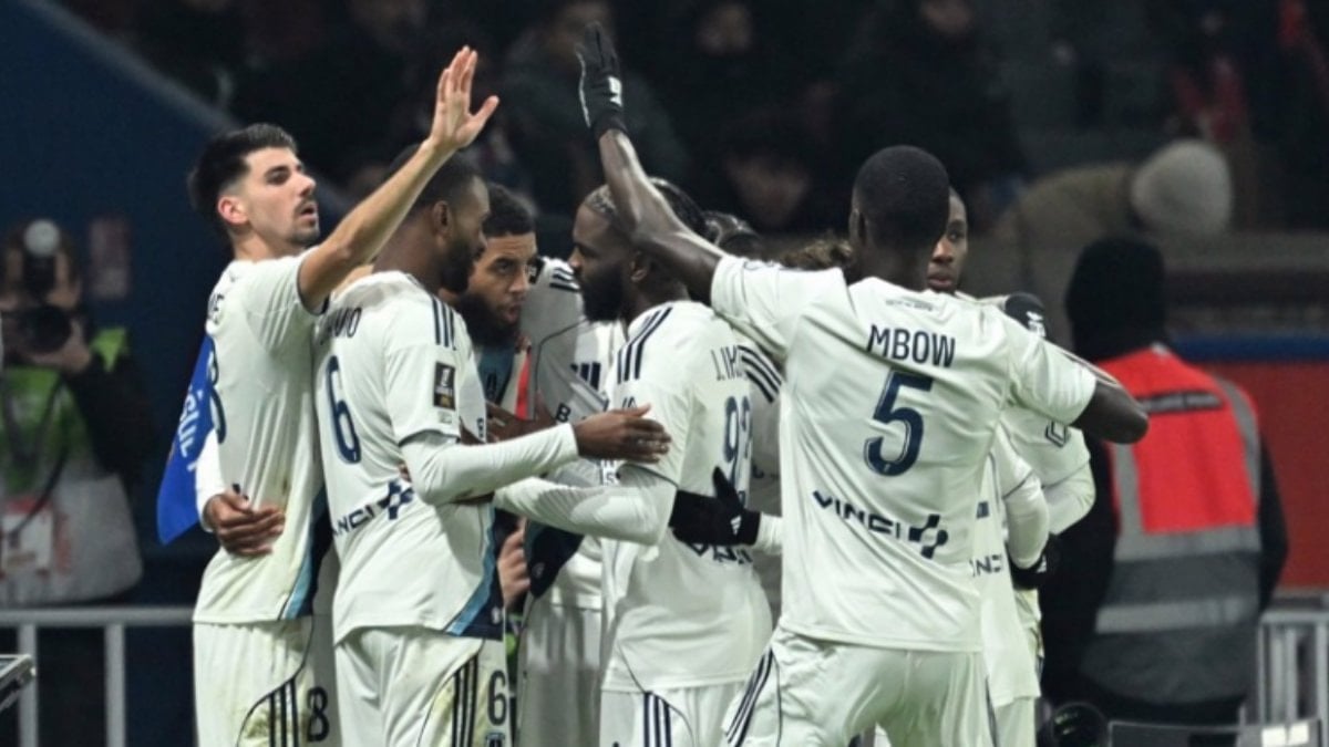 PSG, Paris FC'ye yenilerek kupaya havlu attı