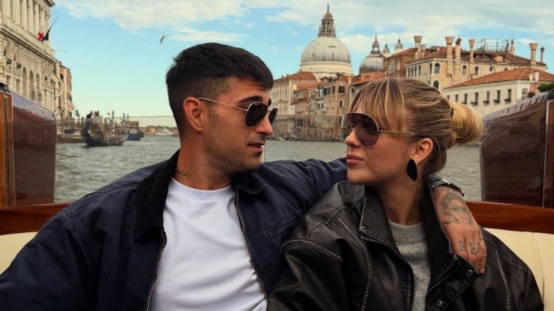 İdo Tatlıses ve Yasemin Şefkatli Amerika'da! İkizlerle tatil