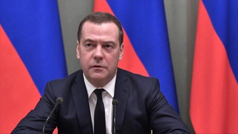 Dmitriy Medvedev: Grönland referandumla Rusya'ya katılabilir