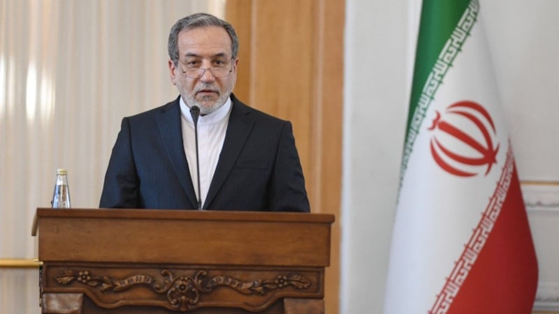 Abbas Erakçi'den İngiltere'ye: İran'ın iç işlerine müdahale etmeyin