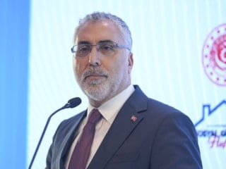 Vedat Işıkhan’dan CHP’ye tepki: Önce borcunuzu ödeyin