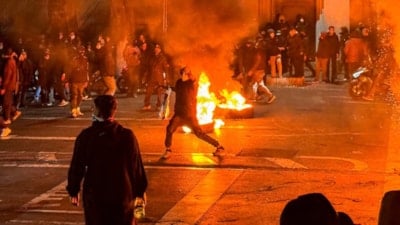 İran'daki protestolarda can kaybı yaklaşık 2 bine yükseldi