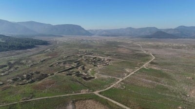 İzmir'de bulunan Tahtalı Barajı’nda su seviyesi yüzde 1 olarak ölçüldü