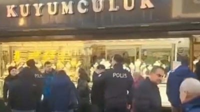 Çanakkale'de kâr vaadiyle para ve altın toplayan kuyumcu ve oğlu ortadan kayboldu