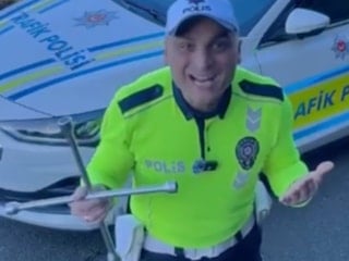 Trafik videoları ceza getirdi: Polis memuruna ikinci maaş kesintisi