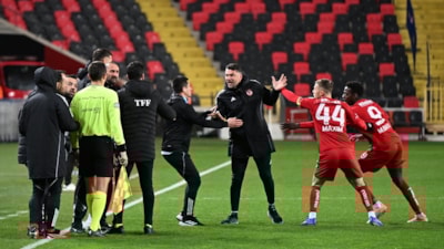 Gaziantep FK, Kocaelispor'u tek golle geçti! Burak Yılmaz maça damga vurdu