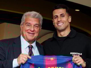 Joao Cancelo yeniden Barcelona'da