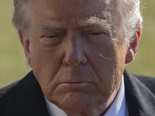 Trump'tan İran'daki göstericilere çağrı: Kurumlarınızı ele geçirin