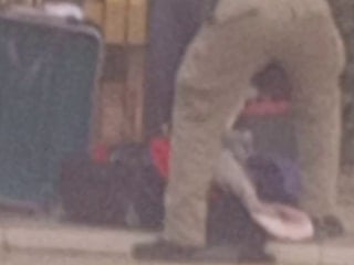 Hatay'da şüpheli çantadan elbise çıktı