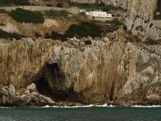 40 bin yıldır kapalıydı; Gorham Mağarası açıldı! İçinden çıkanlar...