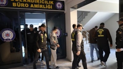 Mersin'de paravan şirketler üzerinden dolandırıcılığa 10 tutuklama