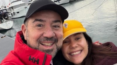 Ata Demirer, sevgilisiyle Bodrum'a gitti! Pozlar çok beğenildi