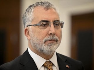 Vedat Işıkhan: Belediyelerin SGK borcu 55 ton altın yapıyor