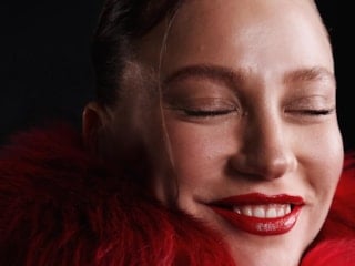 Serenay Sarıkaya'nın iddialı tarzı