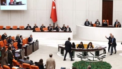 Meclis'te DEM ve İyi Parti vekilleri arasında tansiyon yükseldi