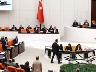 Meclis'te DEM ve İyi Parti vekilleri arasında tansiyon yükseldi