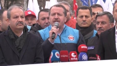 Memur-Sen, Hazine ve Maliye Bakanlığı önünde: Gelirde adalet, ücrette denge istiyoruz