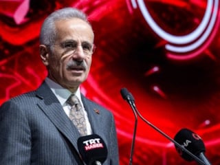 Abdulkadir Uraloğlu: 5G yetkilendirme ihalesiyle 3 milyar 534 milyon dolar gelir elde ettik