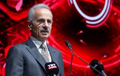 Abdulkadir Uraloğlu: 5G yetkilendirme ihalesiyle 3 milyar 534 milyon dolar gelir elde ettik