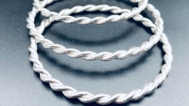 Gümüş burma bilezikler çıktı: İşte fiyatı...