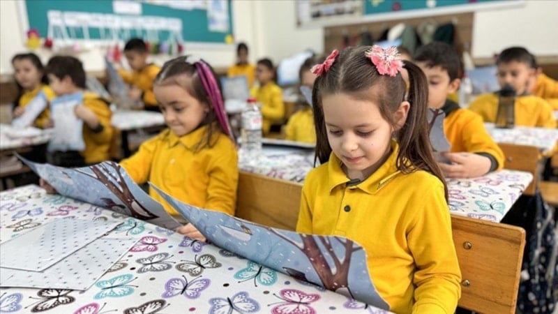 Öğretmenler için kısa ve öz karne görüşleri 2026! Karneye yazılacak güzel notlar...