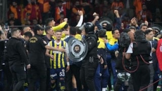 Olaylı derbi davası: Mert Hakan Yandaş ve Jayden Oosterwolde'ye hapis cezası