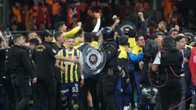 Olaylı derbi davası: Mert Hakan Yandaş ve Jayden Oosterwolde'ye hapis cezası