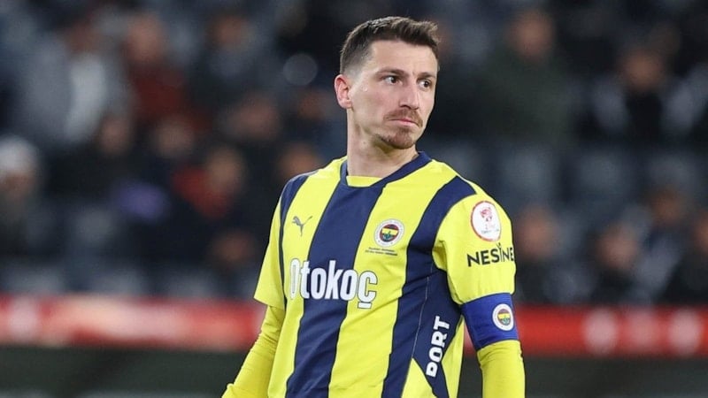 Galatasaraylı yönetici Mert Hakan Yandaş'ın fotoğrafını çekti: Ortalık karıştı!