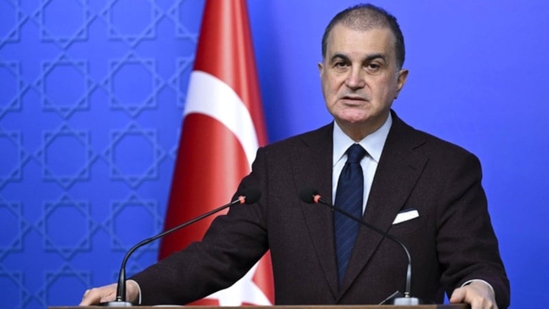 Ömer Çelik'ten jandarmaya hakaret eden Suat Özçağdaş'a tepki