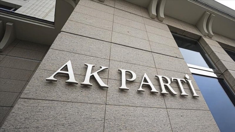 AK Parti'den CHP'ye: 7 yıldır şehirlerimizi bir arpa boyu ileriye götüremediniz