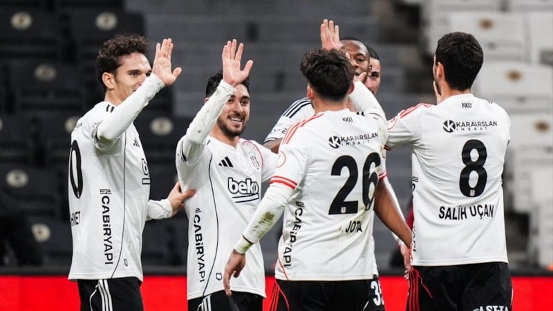 Beşiktaş'ın yenilmezlik serisi 8 maça çıktı