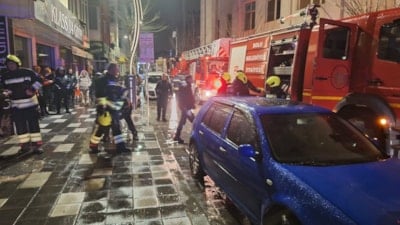 Bolu’da çıkan yangında 2 kişi dumandan etkilendi