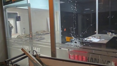 Mardin’de 4 işyerine otomatik silahlarla ateş açıldı