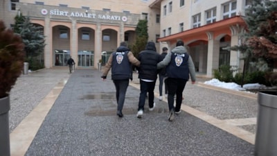 Siirt'te 'sahte araç satım' ilanıyla 4 kişiyi 1 milyon TL dolandırdılar: 2 tutuklama