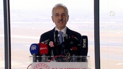 Abdulkadir Uraloğlu: Esenboğa Havalimanı'na yeni pist ve kule ekleniyor