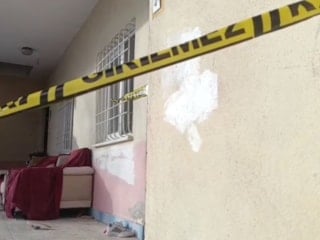 Kayseri'de eski nişanlısı ile 2 kızını bıçakla yaraladı