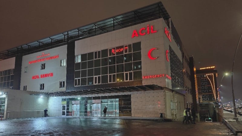 Kayseri'de asansör boşluğuna düşen kadın can verdi