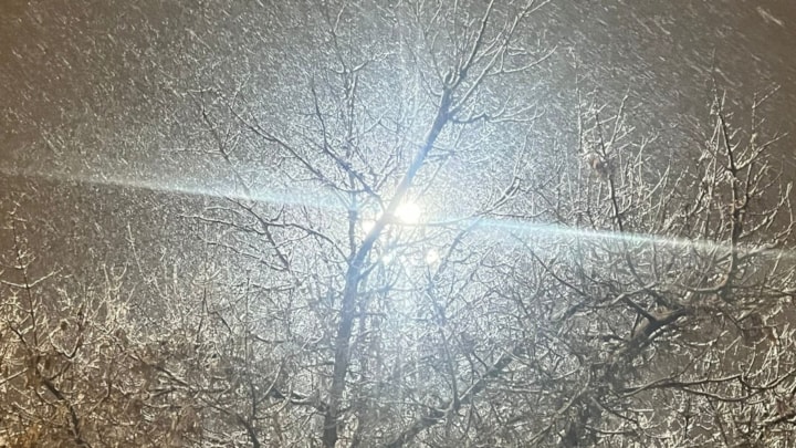 Ankara’da gece saatlerinde kar yağışı etkili oldu