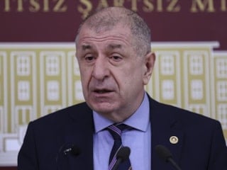 Ümit Özdağ, cuma hutbesinden paylaştı: Ayrıştırıcı ve dışlayıcı dil kullanılmamalı