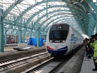 Türkiye, demir yolu projelerine 261 milyar liralık dev bütçe ayırıyor