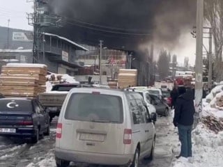 Erzurum'da kereste fabrikasında patlama