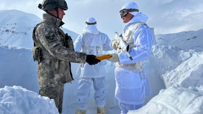 İstanbul'da komandoya çorap hediyesi