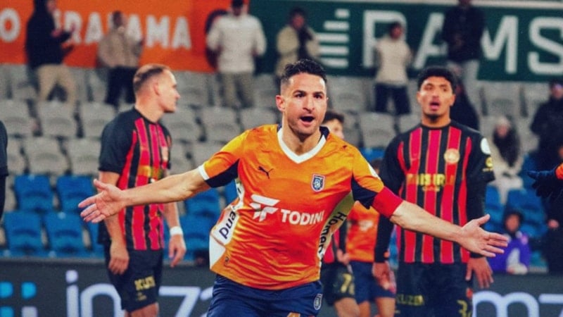 Başakşehir, Fatih Karagümrük'ü iki golle geçti