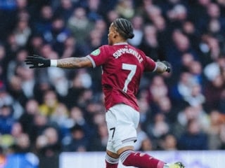 Tottenham, West Ham United'a kaybetti