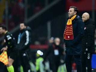 Okan Buruk: Maç çok durdu, oynanmadı