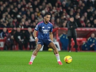 Arsenal, Nottingham Forest engelini aşamadı