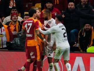 Eski hakemler, Galatasaray-Gaziantep maçının tartışmalı pozisyonlarını değerlendirdi