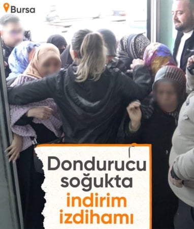 Bursa’da indirim kuyruğu soğuğu unutturdu: 100 liralık ürünler için izdiham