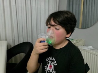 Düzce'de 12 yaşındaki çocuk 8 yıldır öksürüyor